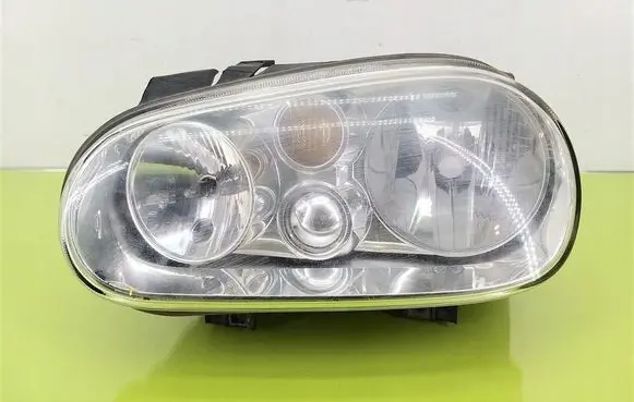 Volkswagen Golf IV Headlight/headlamp 1J1941015B