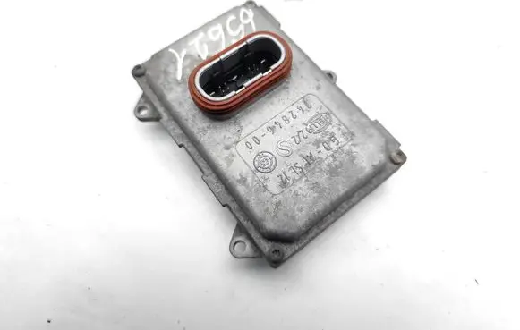 Mercedes-Benz CLS C219 Headlight ballast module Xenon A0028206026 5DF00870400