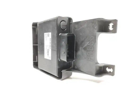 Audi A6 C7 Voltage converter/converter module 8K0959663F 120012874