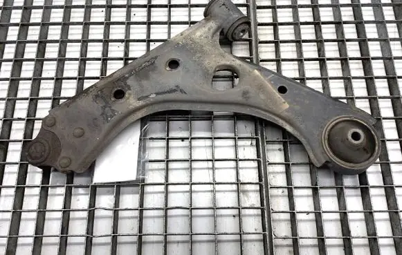 Opel Corsa E Front control arm 