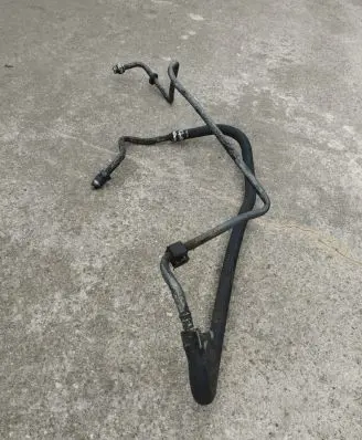 Jeep Grand Cherokee (WK) Power steering hose/pipe/line