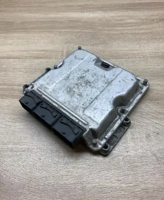 Renault Vel Satis Engine control unit/module ECU 8200211726 0281011103