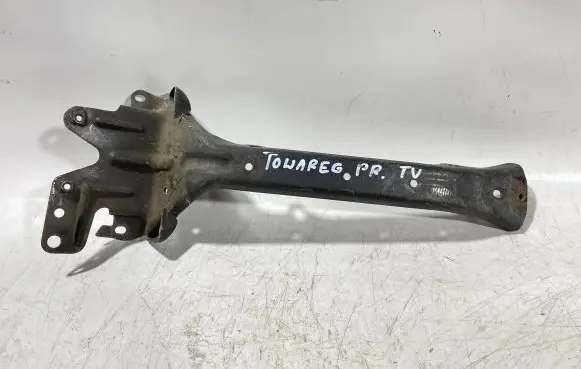 Radiator support slam panel bracket