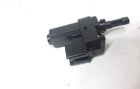 Clutch pedal sensor