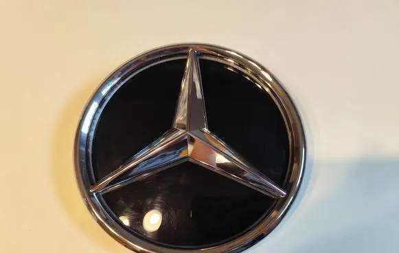 Mercedes-Benz EQA Manufacturer badge logo/emblem A2438100000