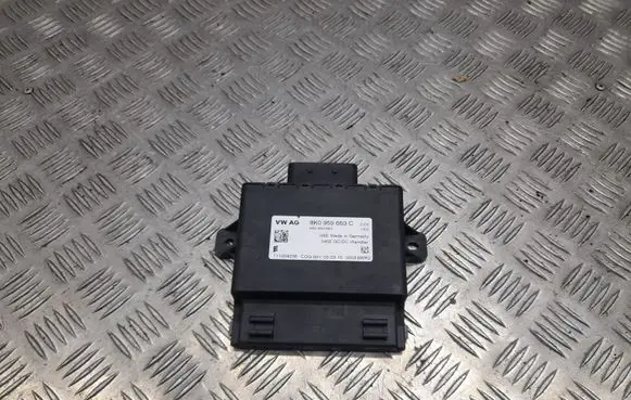 Audi A8 S8 D4 4H Voltage converter/converter module 8K0959663C 8K0959663