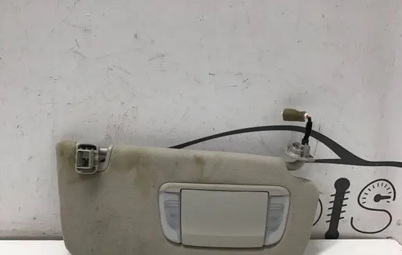 Subaru Outback (BT) Sun visor