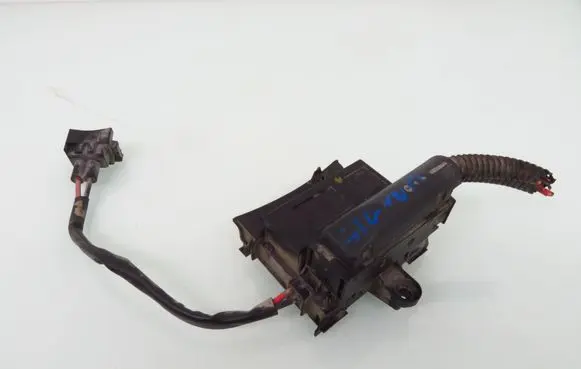 Opel Signum Coolant fan relay 1379151