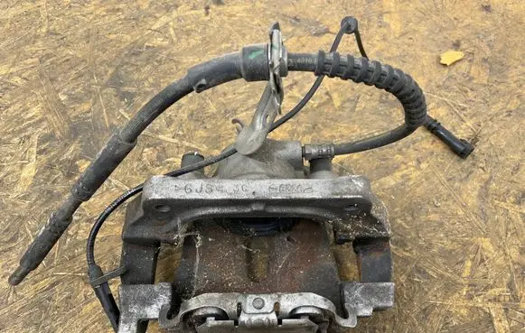 BMW X5 F15 Front brake caliper