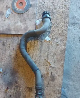 Peugeot 508 Engine coolant pipe/hose 9804703780