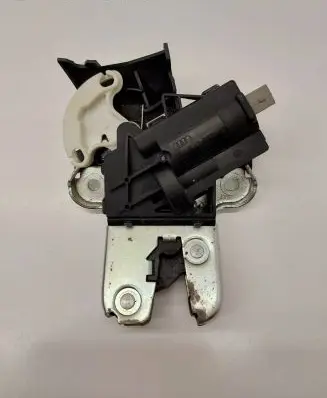 Audi A4 S4 B8 8K Tailgate/trunk/boot lock/catch/latch 4F5827505D