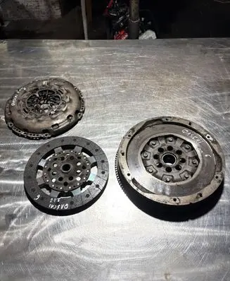 Nissan Qashqai Clutch set kit f4601 53800 8200907206