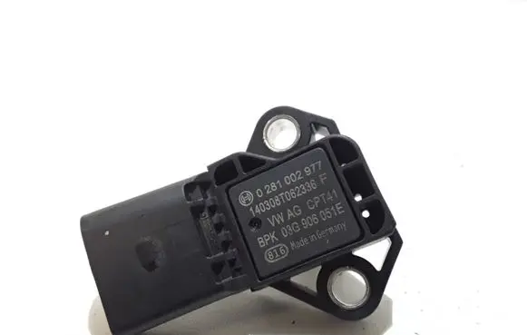 Volkswagen Golf VII Air pressure sensor 0281002977 03G906051E