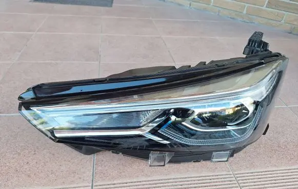 MG MG5 II Headlight/headlamp