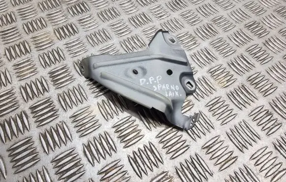 BMW X1 F48 F49 Fender mounting bracket 7351516