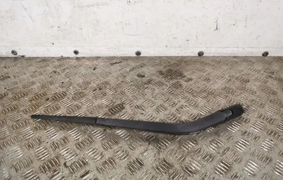 Toyota Prius (XW30) Rear wiper blade arm PL242D