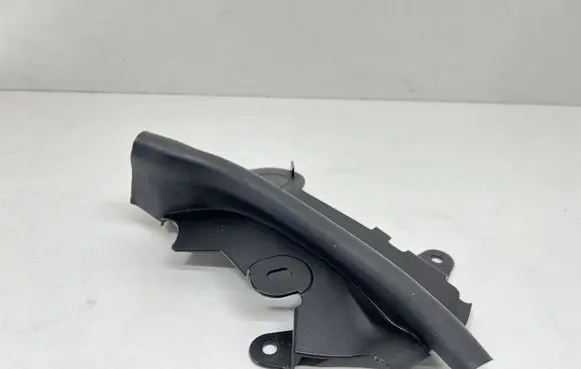 BMW 7 G11 G12 Engine compartment rubber 7347396