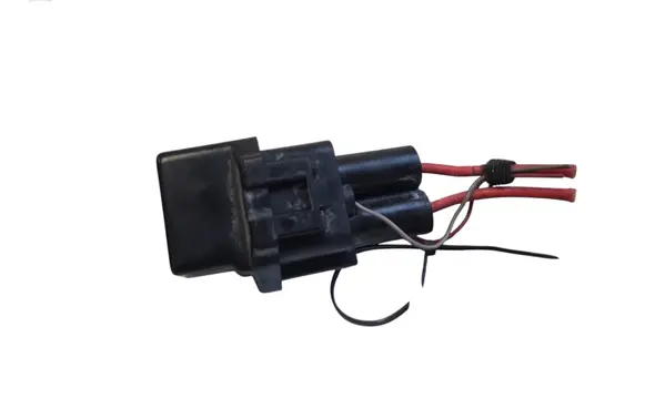 BMW 1 F20 F21 Coolant fan relay 9353066