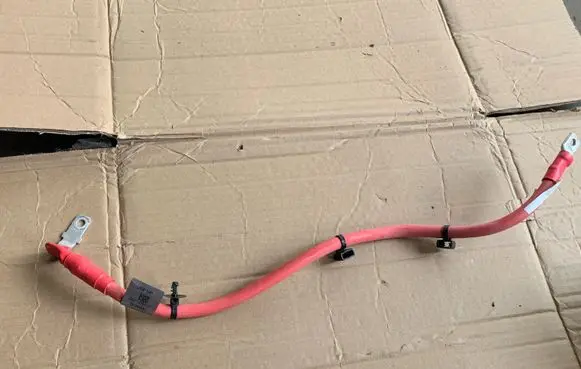 Land Rover Range Rover Velar Positive cable (battery) J8A214300CB