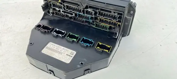 Mercedes-Benz E W212 SAM control unit A2129004025