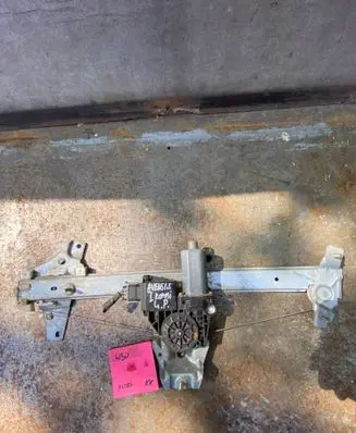 Toyota Avensis T220 Front door window regulator with motor 119735XXX