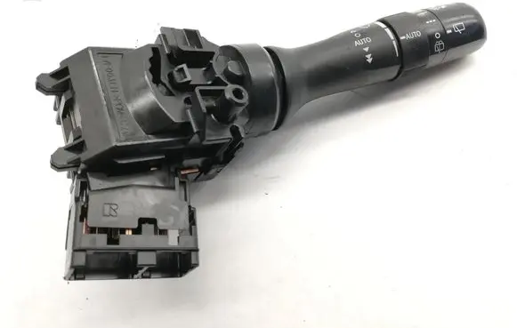 Toyota Avensis T270 Wiper speed switch 17F003