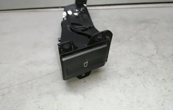 Ford Mondeo Mk III Cup holder 4S7113564B