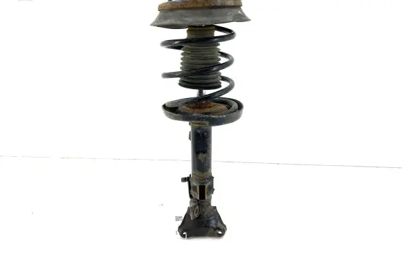 Mercedes-Benz C W203 Front shock absorber with coil spring A2033211084 04772107