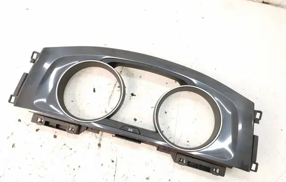 Volkswagen Golf VII Dashboard trim 5G0857189A 5G0857059