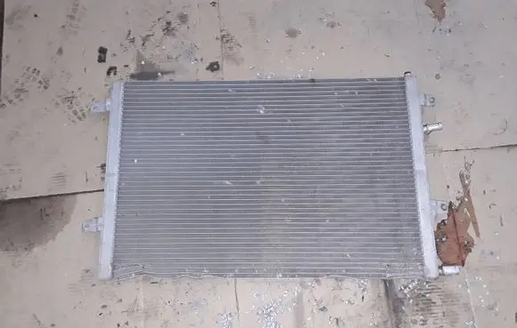 Audi A8 S8 D4 4H Coolant radiator NOCODE