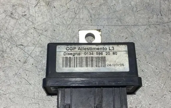 Peugeot Boxer Coolant fan relay 01345962080