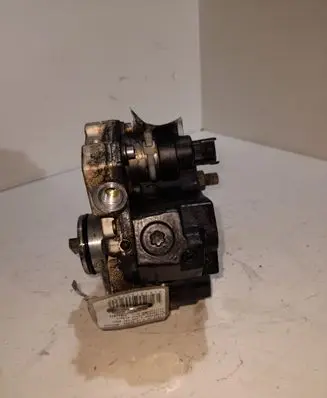 Iveco Daily 4th gen Fuel injection high pressure pump 0445020046 31496