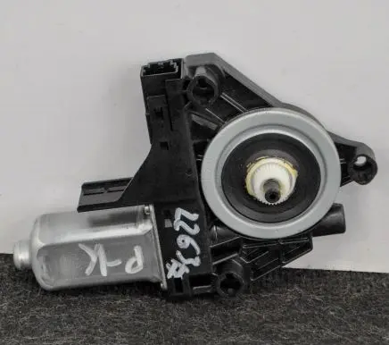 Volvo V60 Front door window regulator motor 977427100966268103