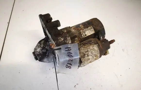 Peugeot 308 Starter motor 9664016980