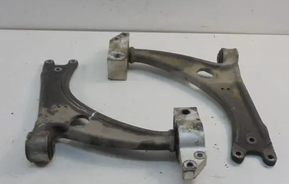 Volkswagen PASSAT B6 Front lower control arm/wishbone 