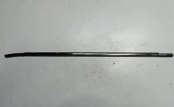 KIA Ceed Front door glass trim molding awf58