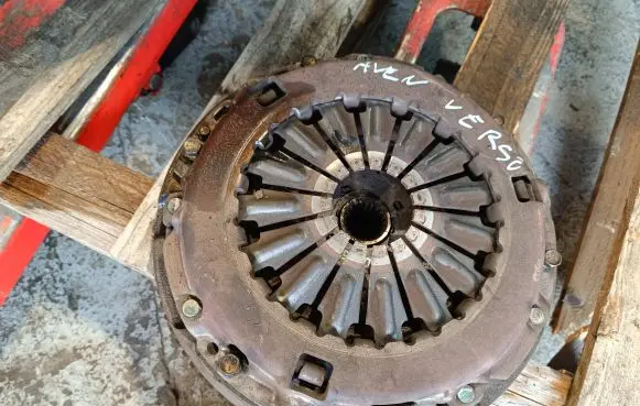 Toyota Avensis Verso Clutch set kit