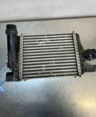 Renault Captur Intercooler radiator 