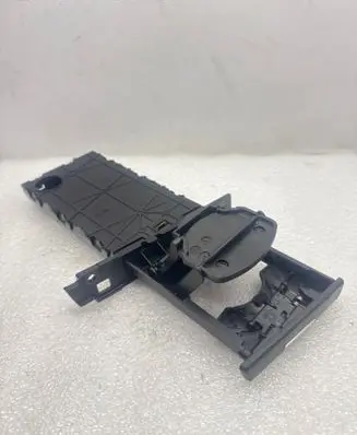 BMW 3 E90 E91 Cup holder 7127461 22167210