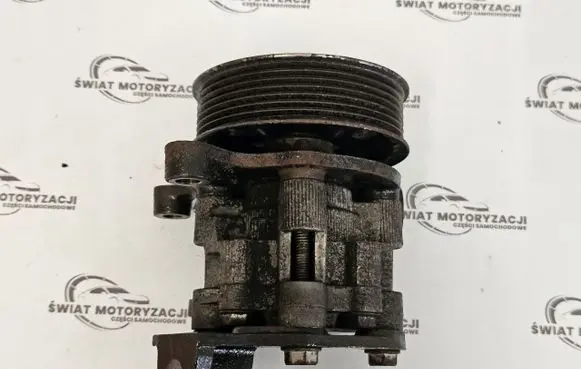 Jeep Commander Power steering pump 04891578AA