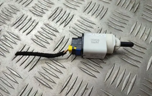 Peugeot 2008 II Brake pedal sensor switch 9813503180