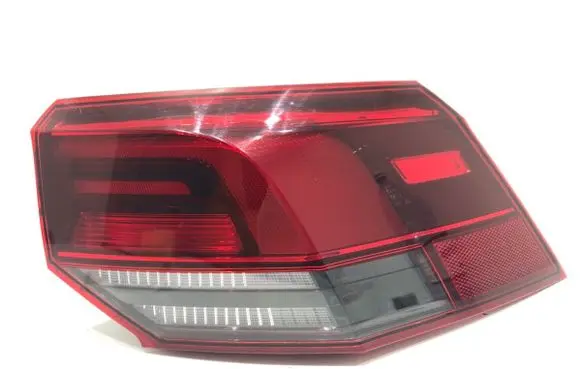 Volkswagen Golf VIII Rear/tail lights 5H0945096C