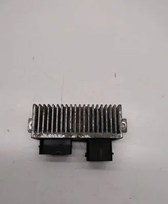 Nissan Juke I F15 Glow plug pre-heat relay 8200558438A