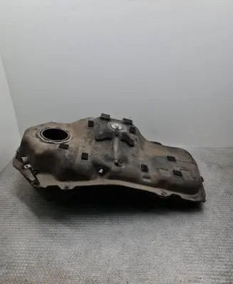 KIA Sportage Fuel tank 31100D7810