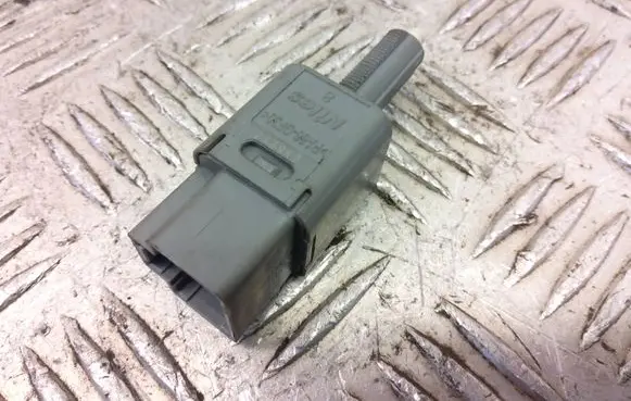 Nissan Leaf II (ZE1) Reversing light switch sensor 2X29K2