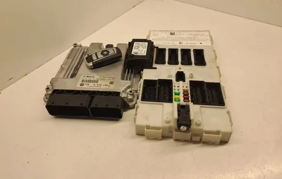 BMW 4 F32 F33 Engine ECU kit and lock set 8470188 0281034461 030490004