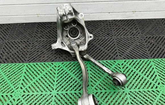 BMW X3 G45 Front wheel hub spindle knuckle 8836066
