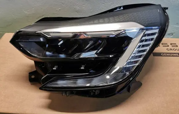 Renault Captur II Headlight/headlamp 260608054R-DANEK 260608054R