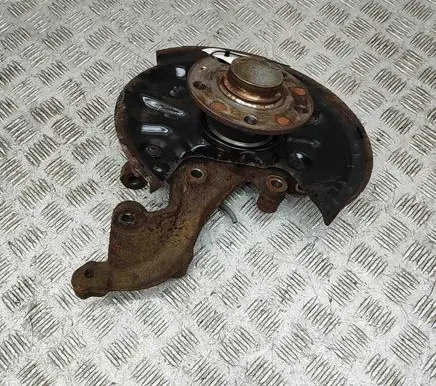 Volkswagen Golf VII Rear wheel hub 5Q0505434F