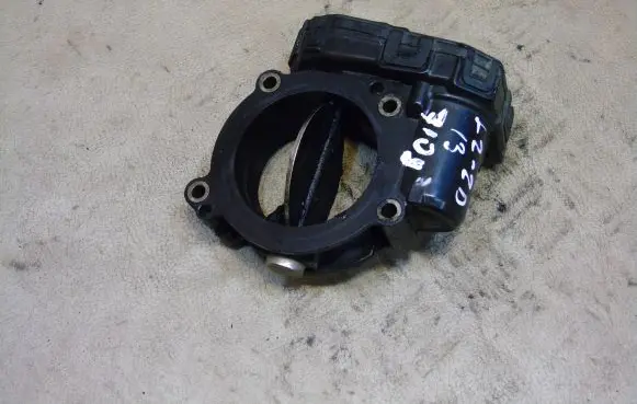 Mercedes-Benz E W212 Throttle valve A6510900270